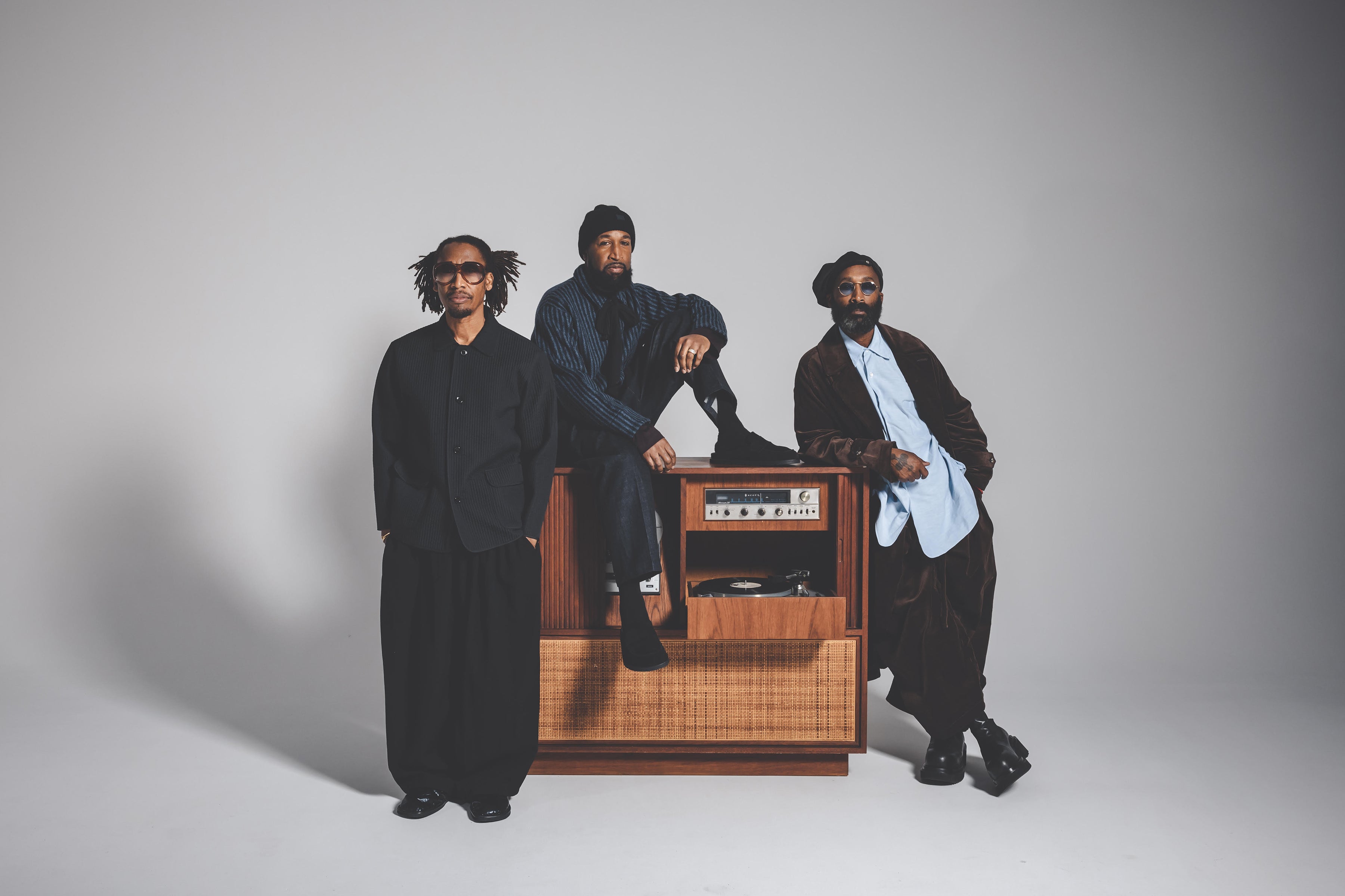 洋楽 TONY! TONi! TONE! WHO? Amazon.com: Tony! Toni! Toné! ‎– Who?: CDs & Vinyl
